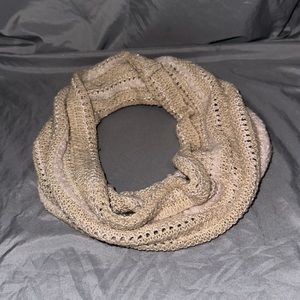 Collection Eighteen Infinity Scarf